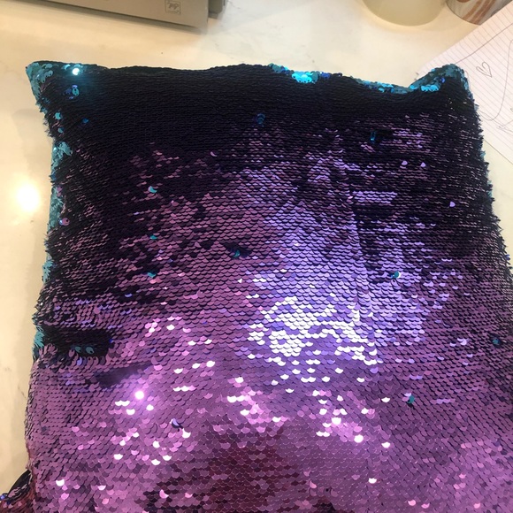 Pillows - Picture 1 of 5